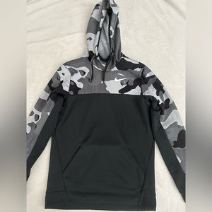 Nike dri-fit sweater